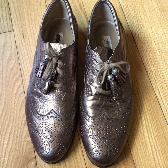 Brighton Eden gold Metallic 10 M Flats WingTip - Picture 1 of 6